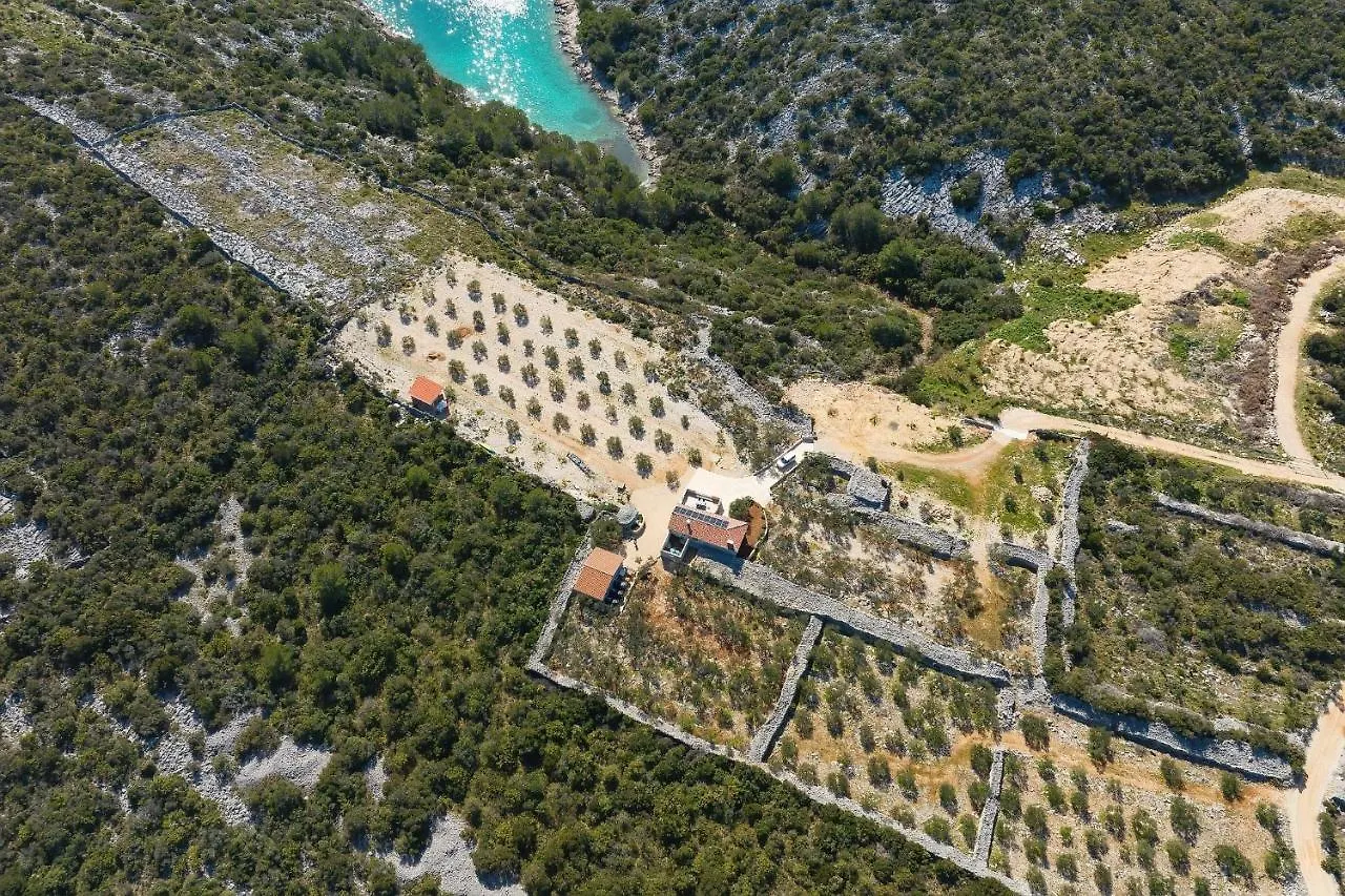 Tatil Evi Secluded Fisherman'S Cottage Cove Triluke, Pasman - 20973 Tkon